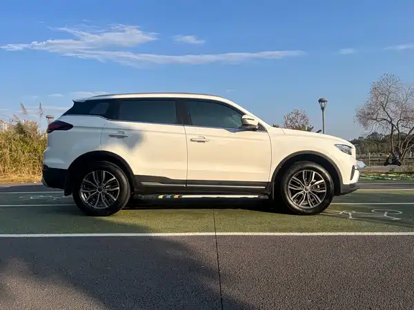 Geely Boyue 2019