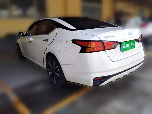 Nissan Teana 2021