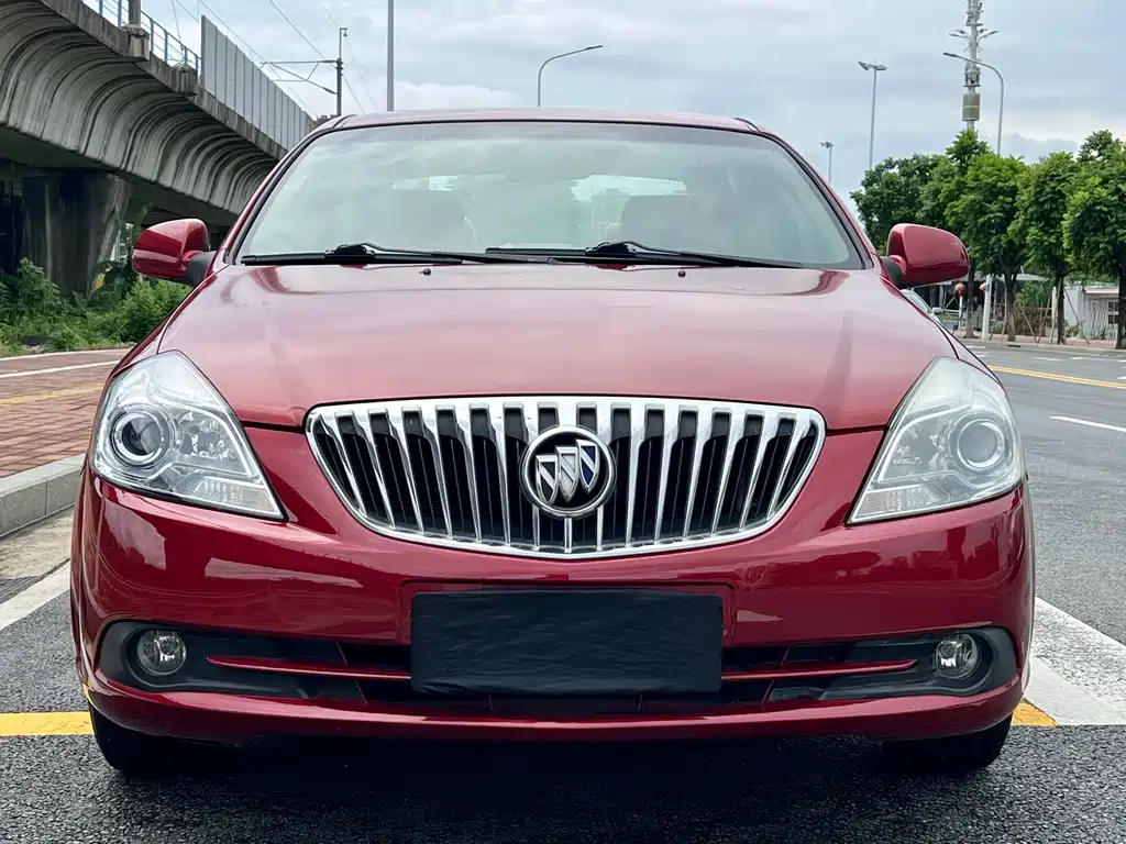 Buick Excelle 2013