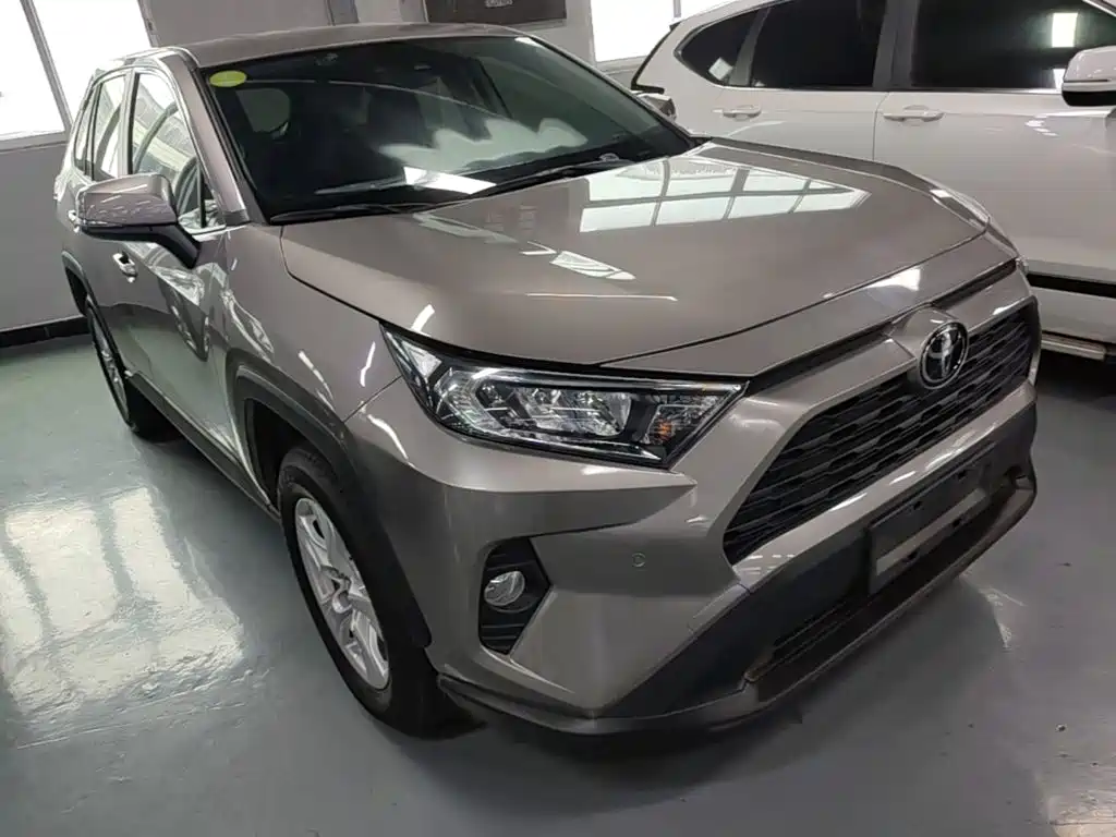 Toyota RAV4 2021
