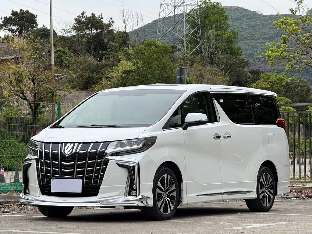 Toyota Alphard 2018 — фото 2
