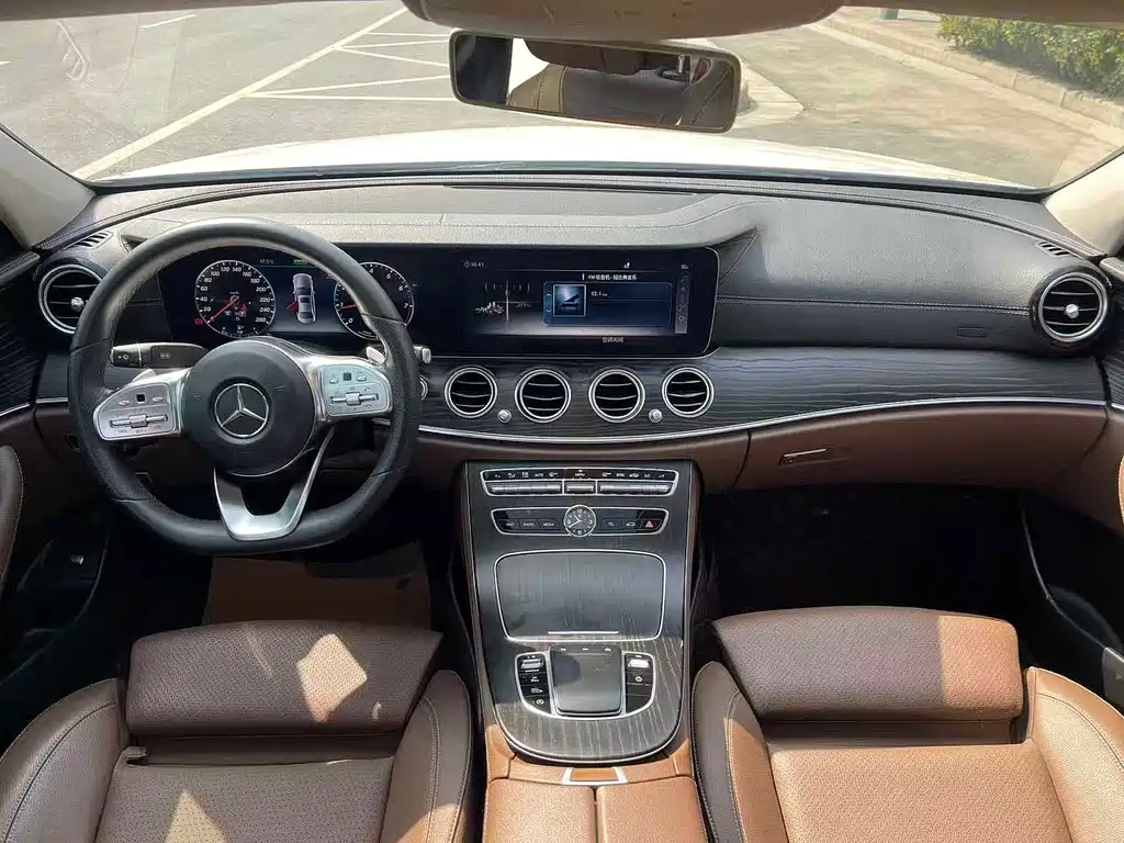 Mercedes-Benz E-Class 2019