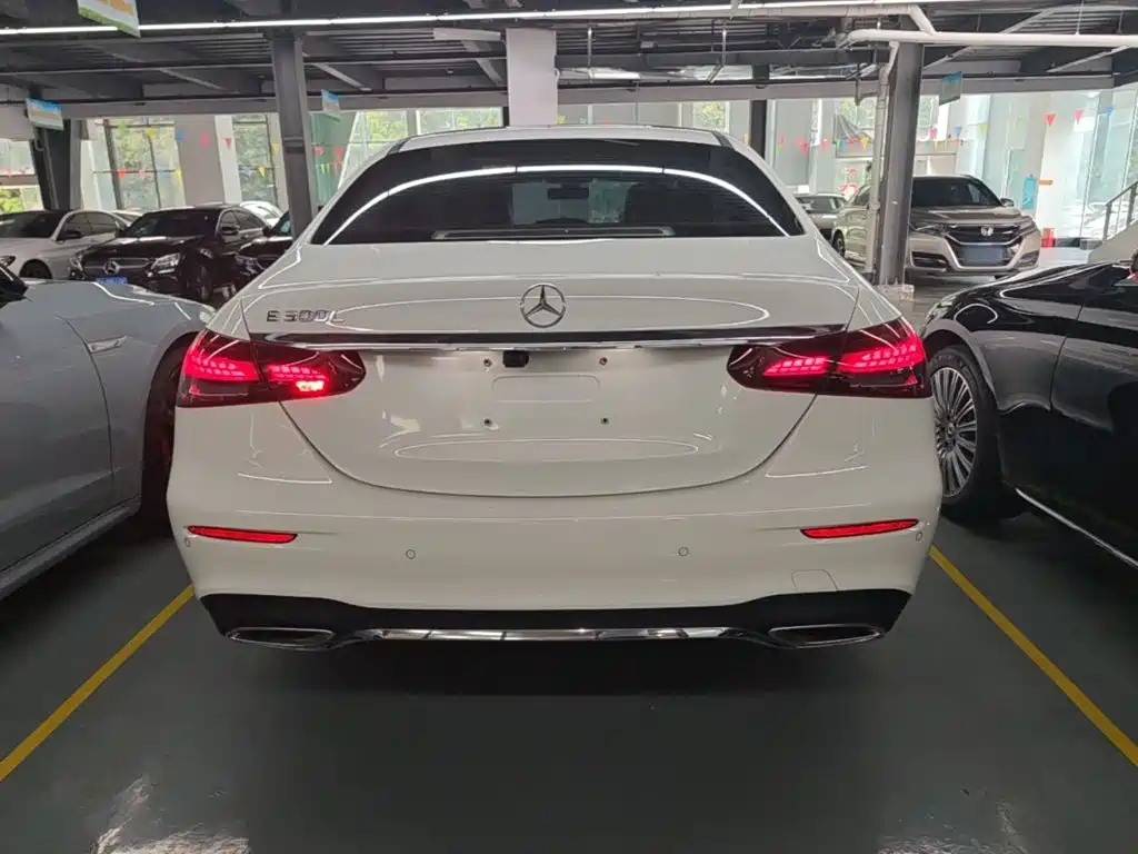 Mercedes-Benz E-Class 2021