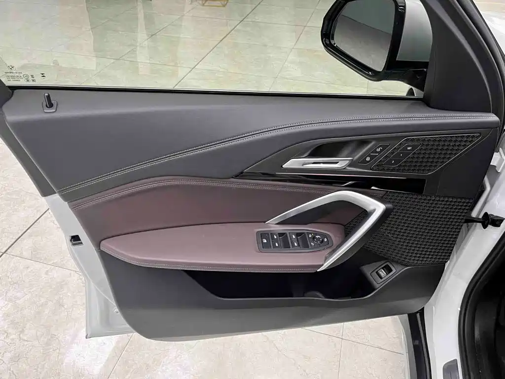 BMW X1 2024 — фото 11
