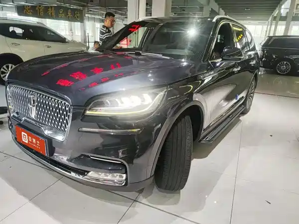 Lincoln Aviator 2021