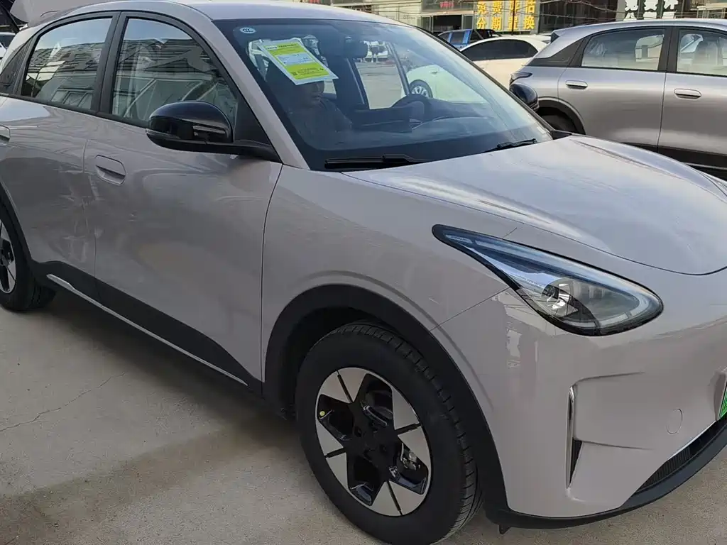 Geely Galaxy Starwish 2026 — фото 14