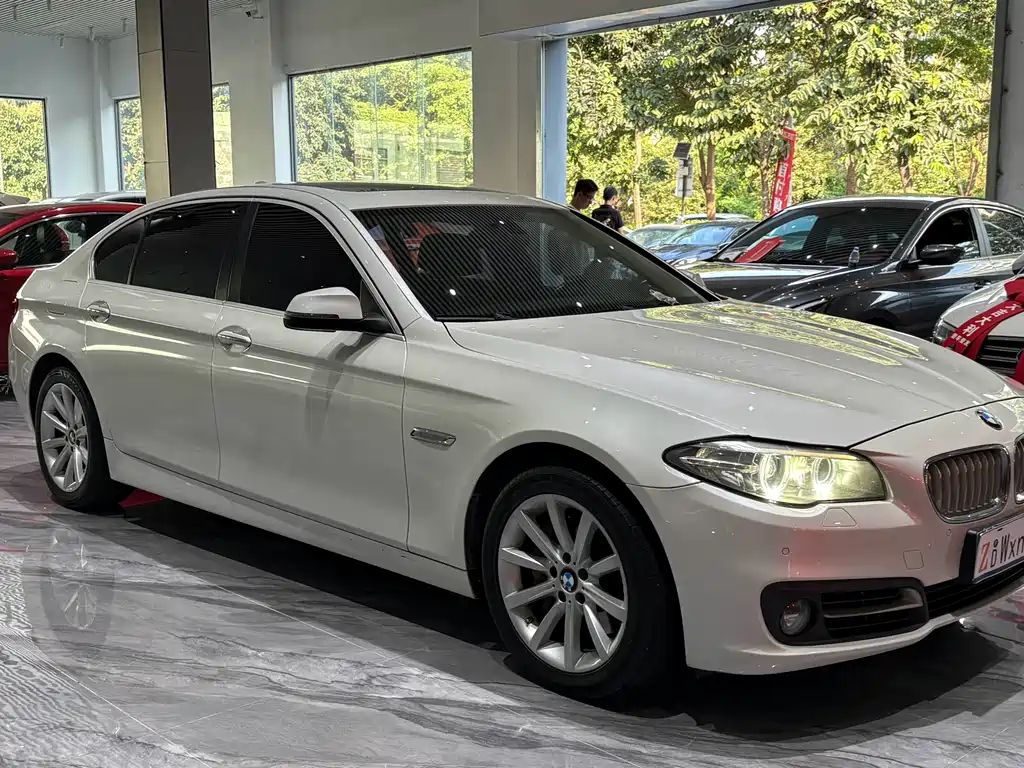 BMW 5 Series 2016
