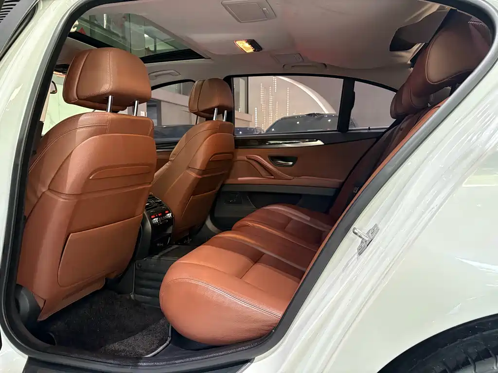 BMW 5 Series 2016