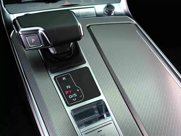 Audi A6L 2023