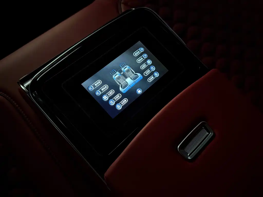 Mercedes-Benz G-Class 2016 — фото 17