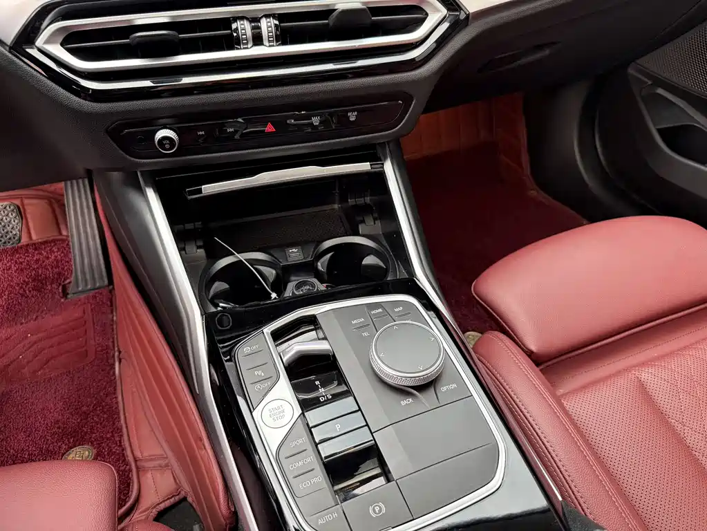 BMW 3 Series 2023 — фото 14