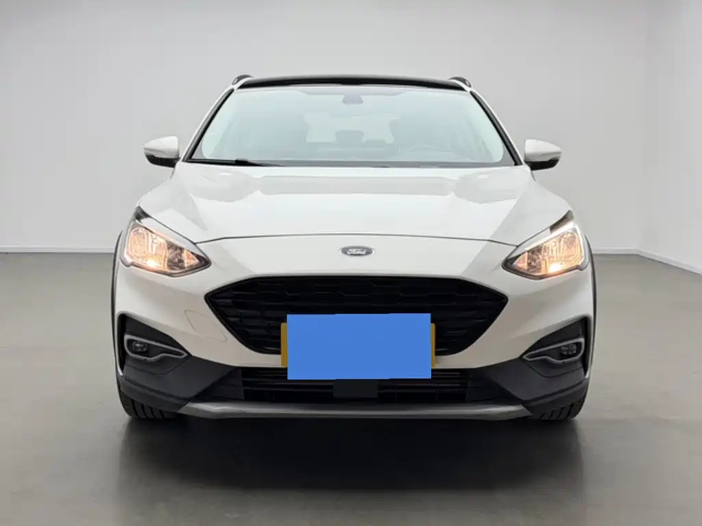 Ford Fox Active 2020 — фото 2