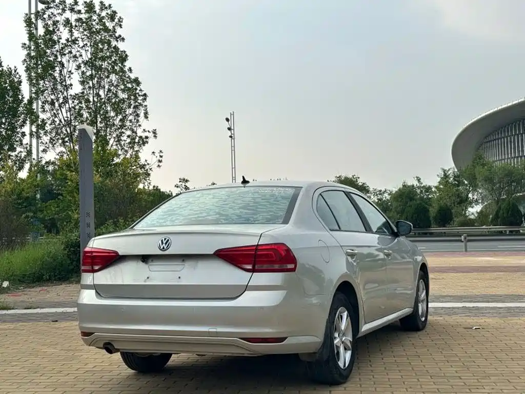 Volkswagen Lavida 2016