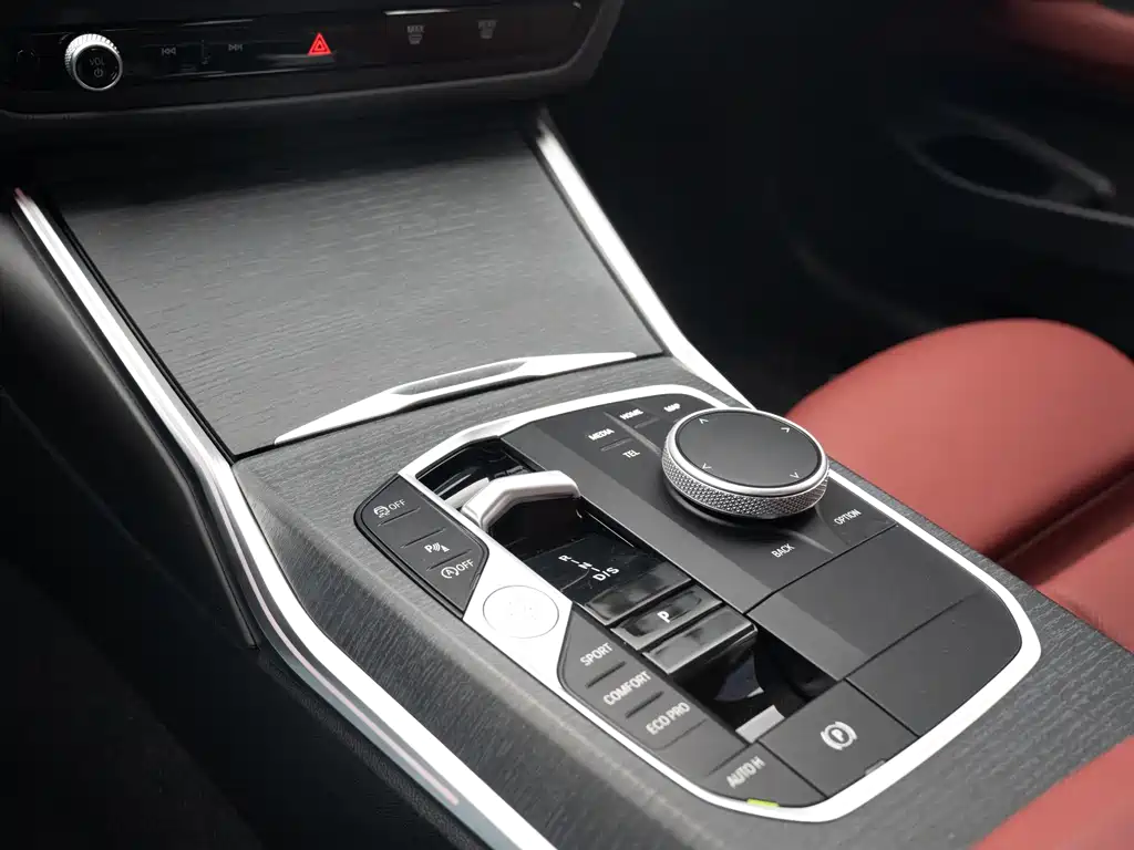 BMW 4 Series 2025 — фото 16