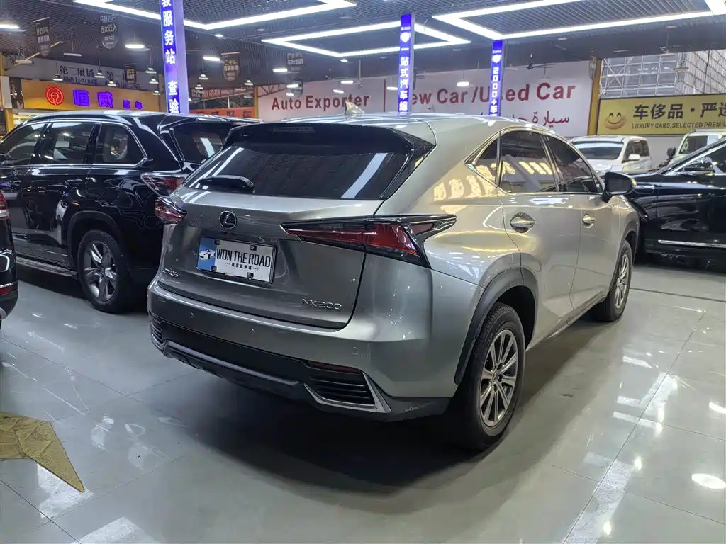 Lexus NX 2020 — фото 4