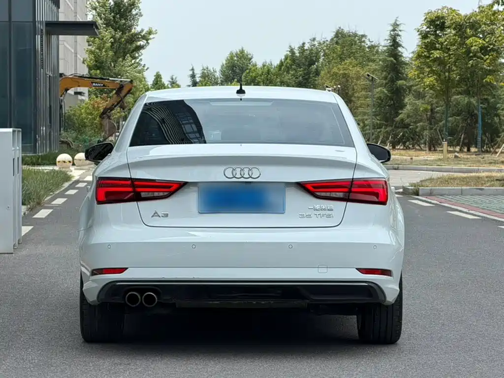 Audi A3 2019 — фото 15