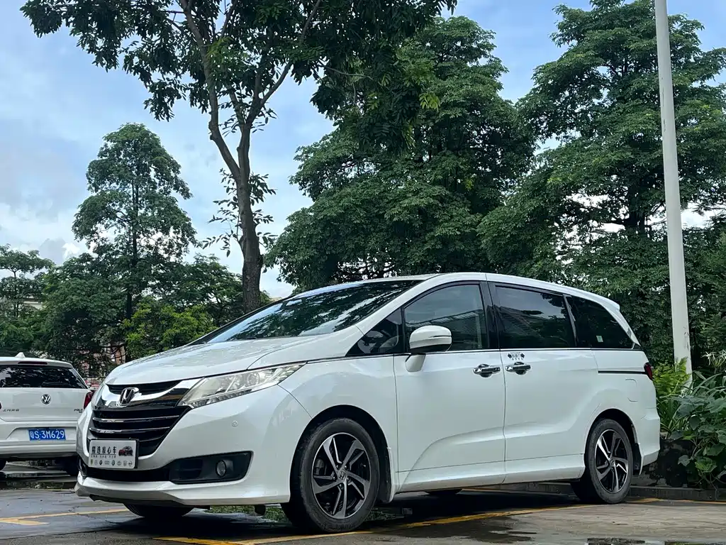 Honda Odyssey 2016