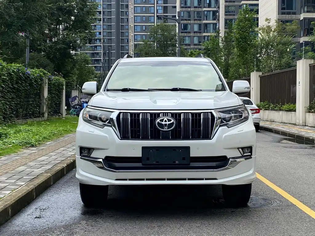 Toyota Prado 2019 — фото 3