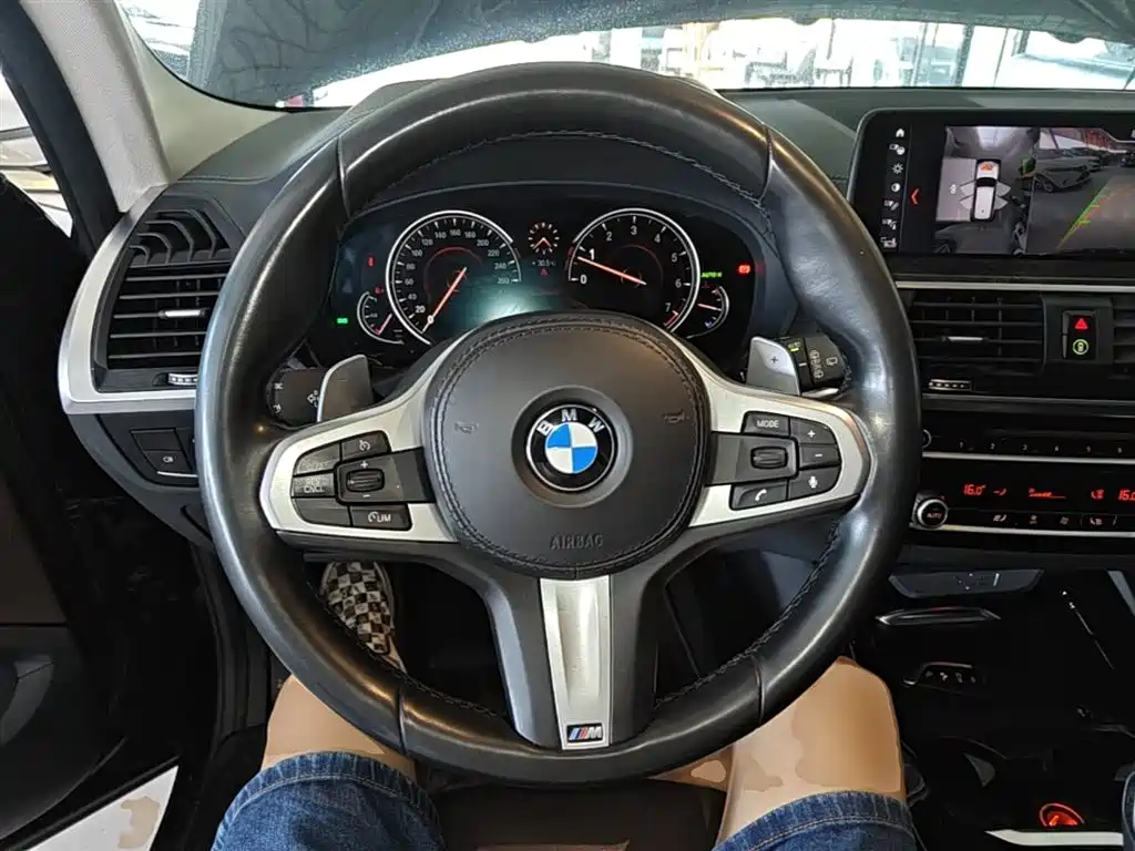 BMW X3 2019 — фото 11