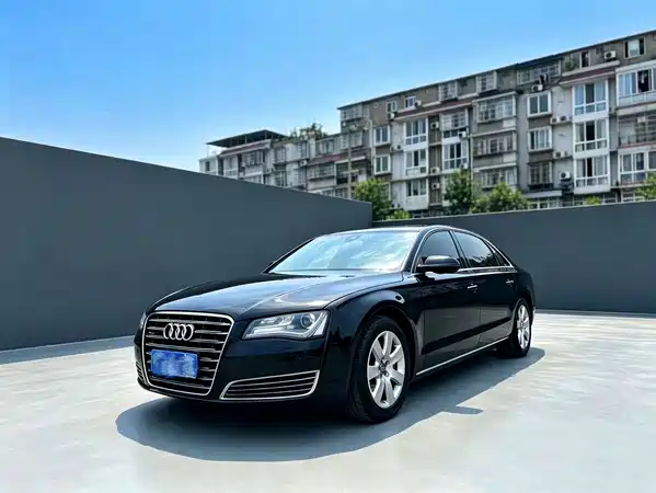 Audi A8 2012