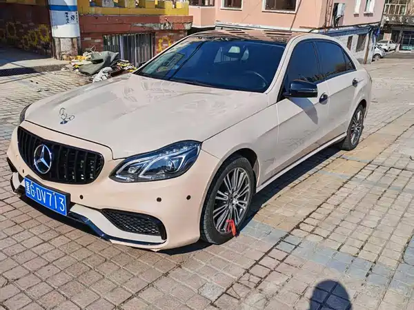 Mercedes-Benz E-Class 2012