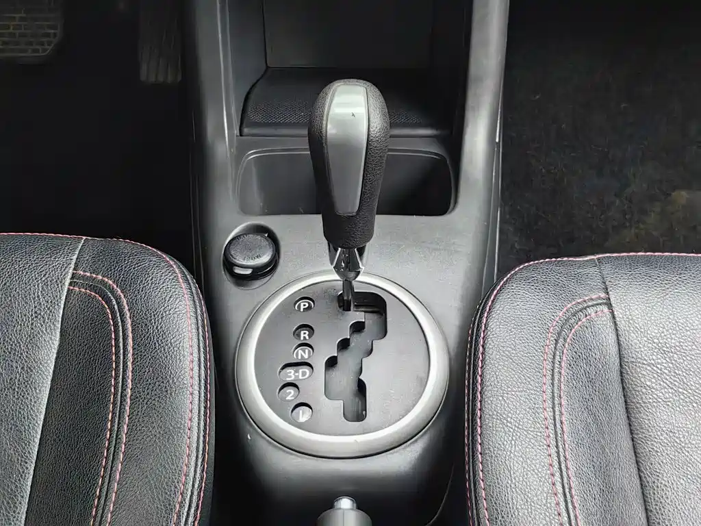 Suzuki Swift 2018 — фото 13