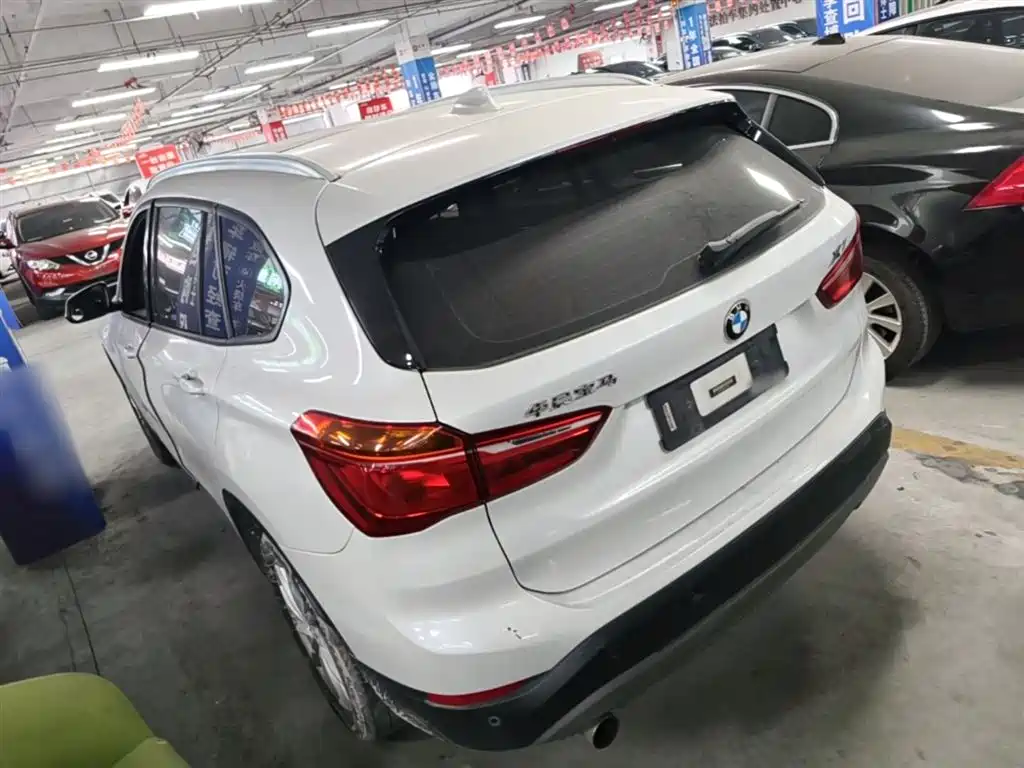 BMW X1 2017 — фото 5