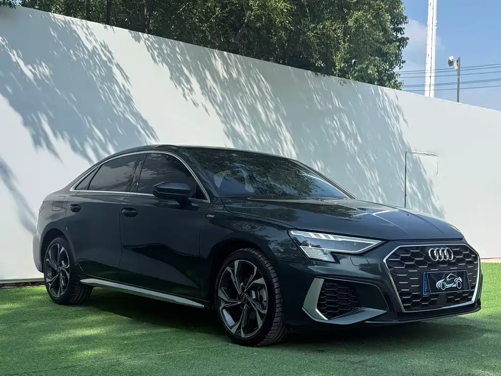 Audi A3 2023 — фото 3