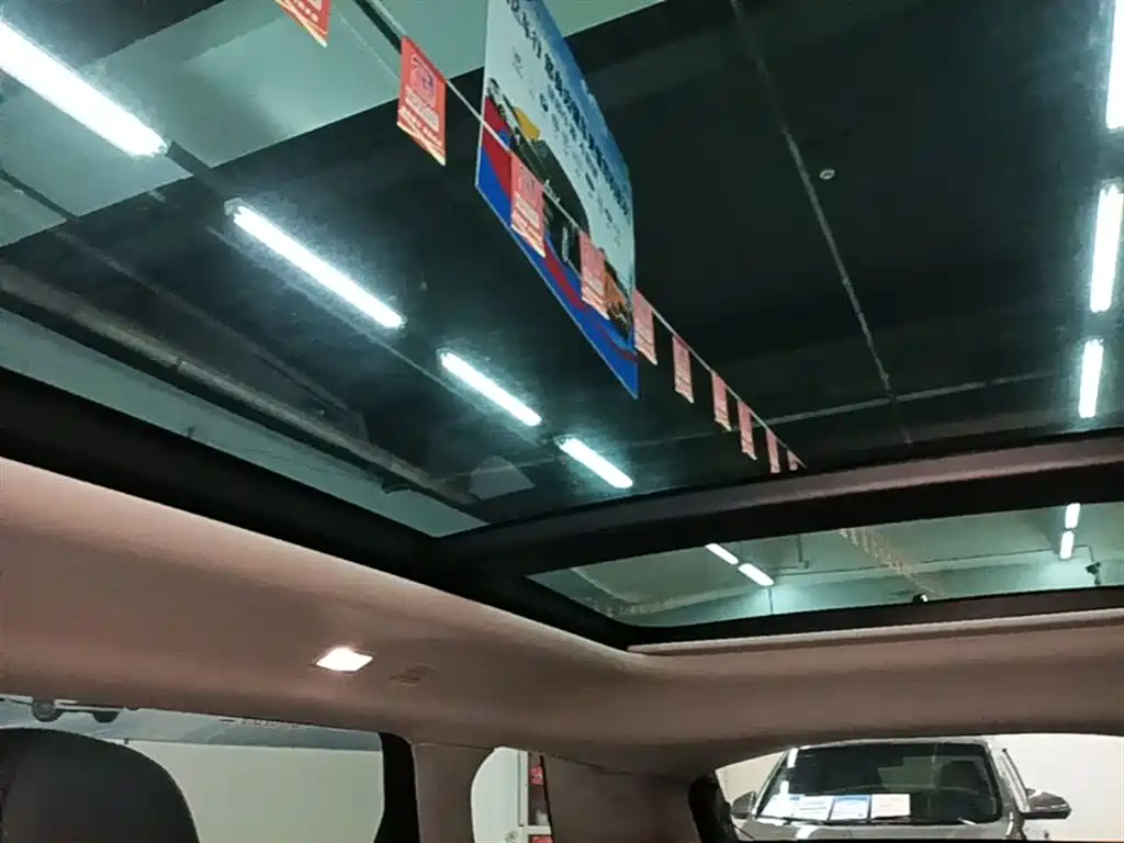 Land Rover Evoque 2022 — фото 18