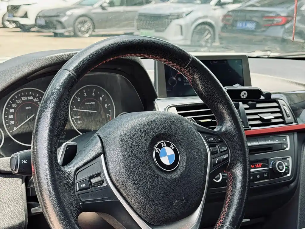BMW 3 Series 2013 — фото 20
