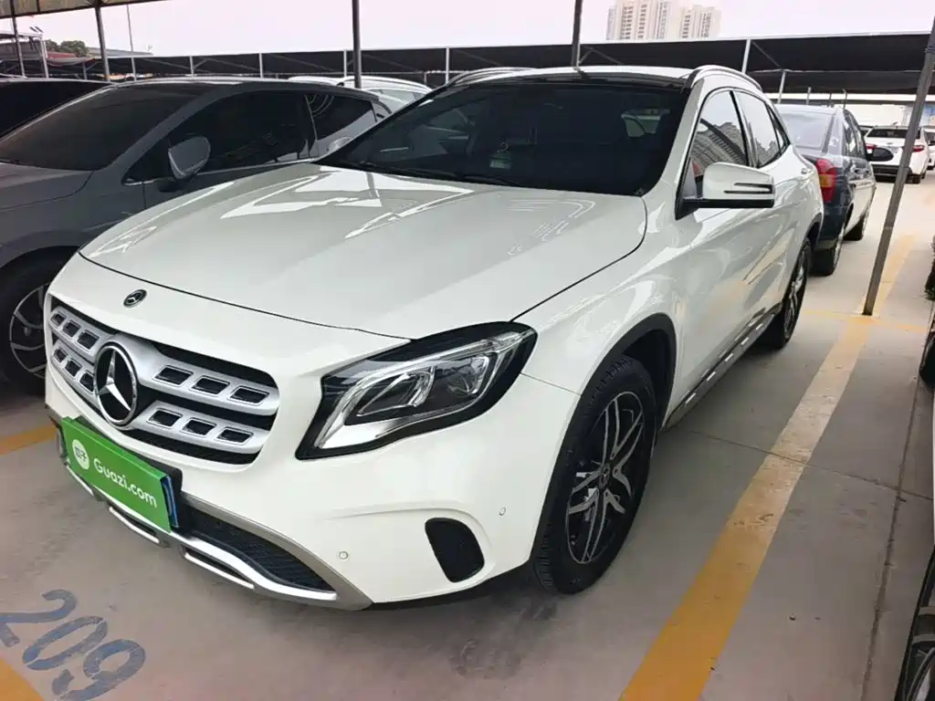 Mercedes-Benz GLA 2017 — фото 2