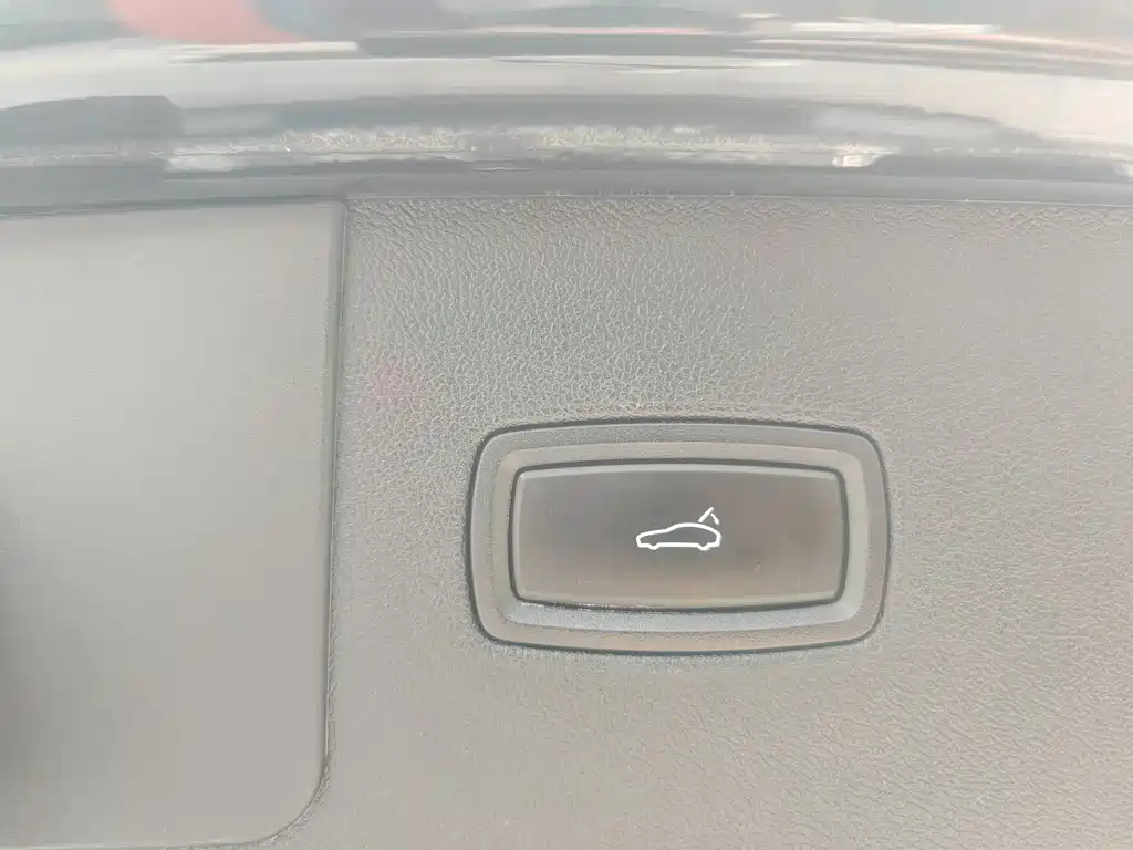 Porsche Cayenne 2020 — фото 18