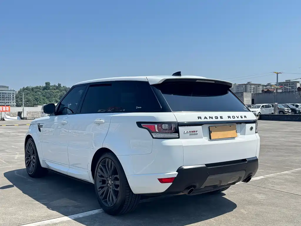 Land Rover Range Rover Sport 2017 — фото 17