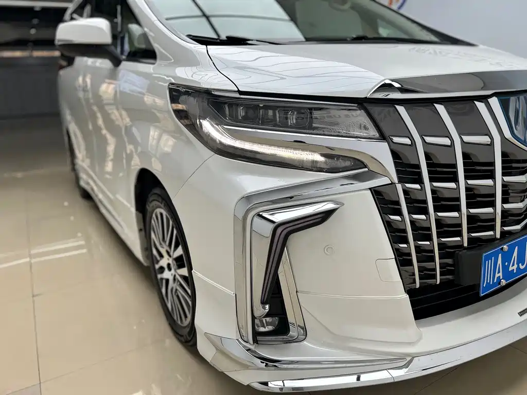 Toyota Alphard 2015 — фото 28