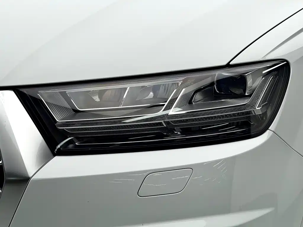 Audi Q7 2017 — фото 7