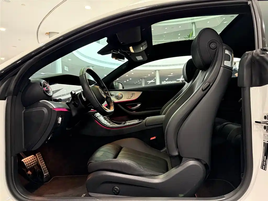 Mercedes-Benz E-Class 2023 — фото 8