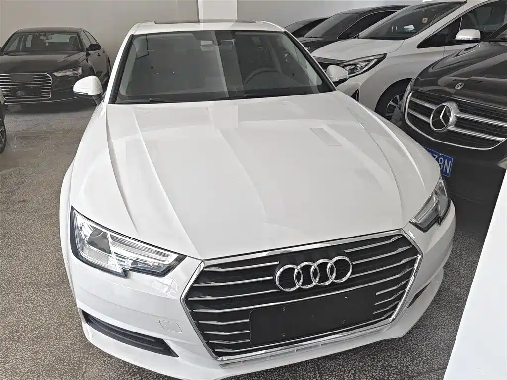 Audi A4L 2017 — фото 13