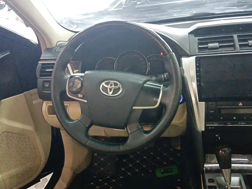 Toyota Camry 2016
