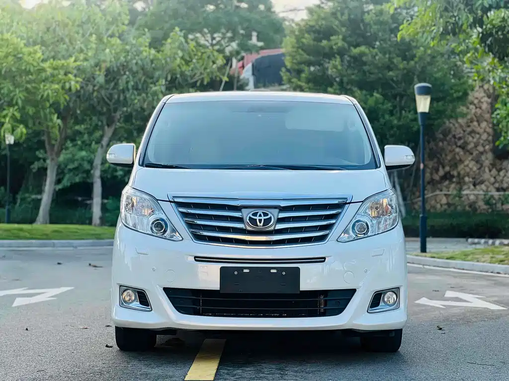 Toyota Alphard 2012 — фото 2