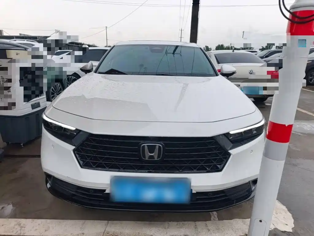 Honda Accord 2023 — фото 3