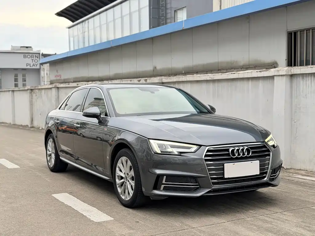 Audi A4L 2019