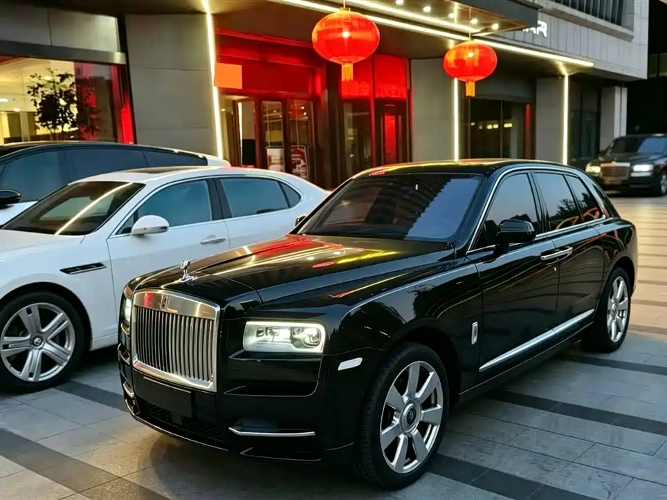 Rolls-Royce Cullinan 2022