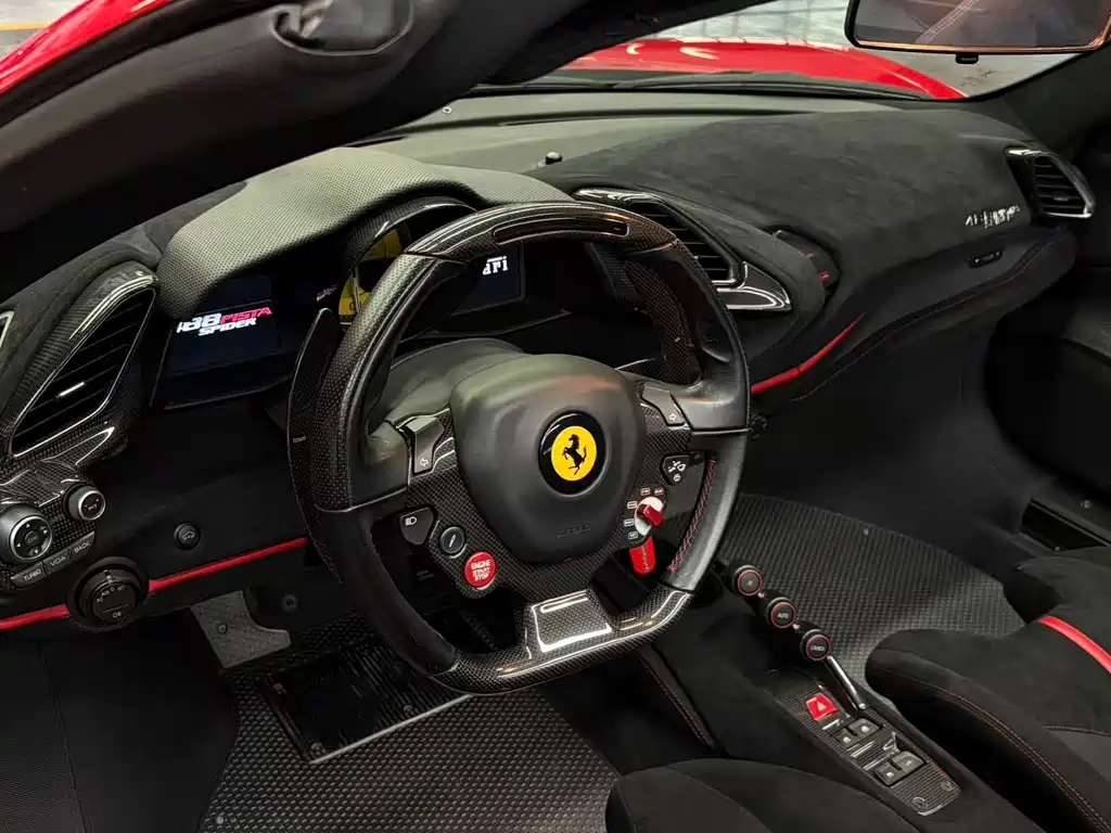 Ferrari 488 2020 — фото 19