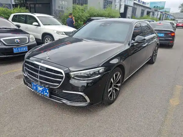 Mercedes-Benz S-Class 2021
