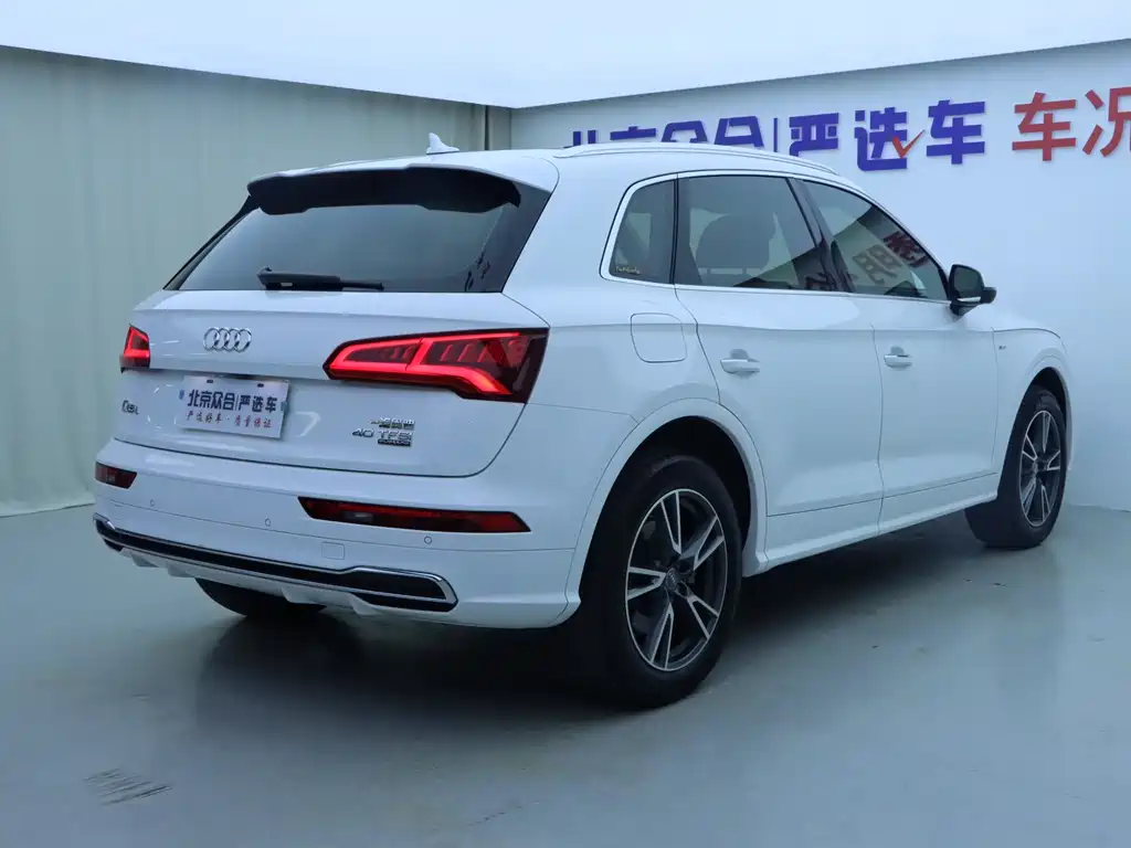 Audi Q5L 2019 — фото 25