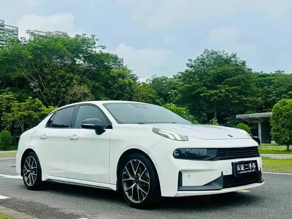 Lynk & Co 03 2019