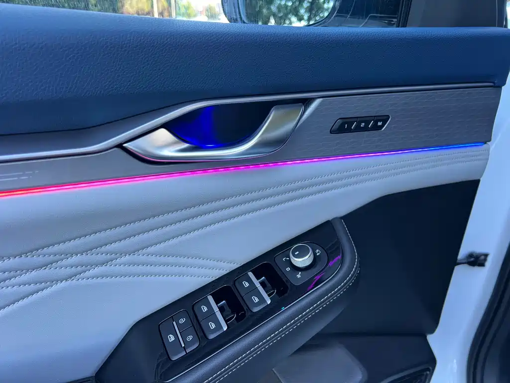Geely Xingrui 2021 — фото 12