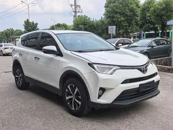 Toyota RAV4 2017