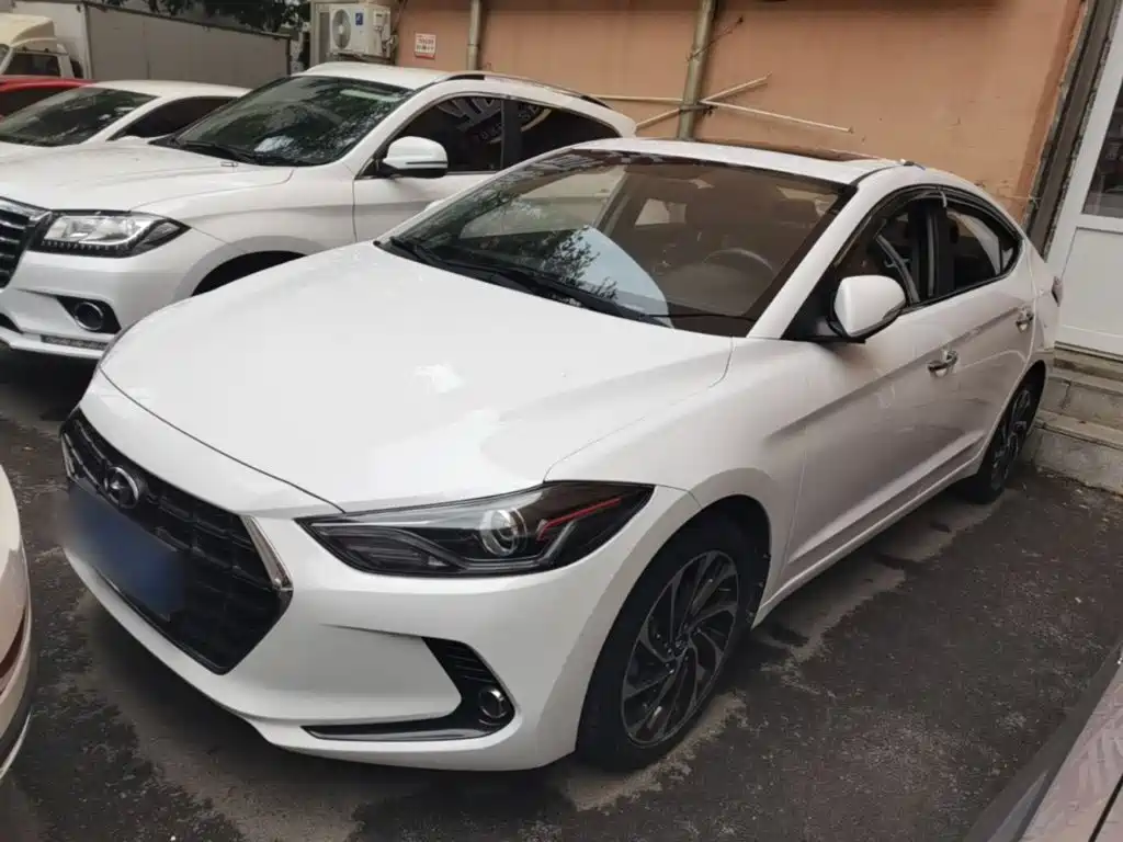 Hyundai Elantra 2019