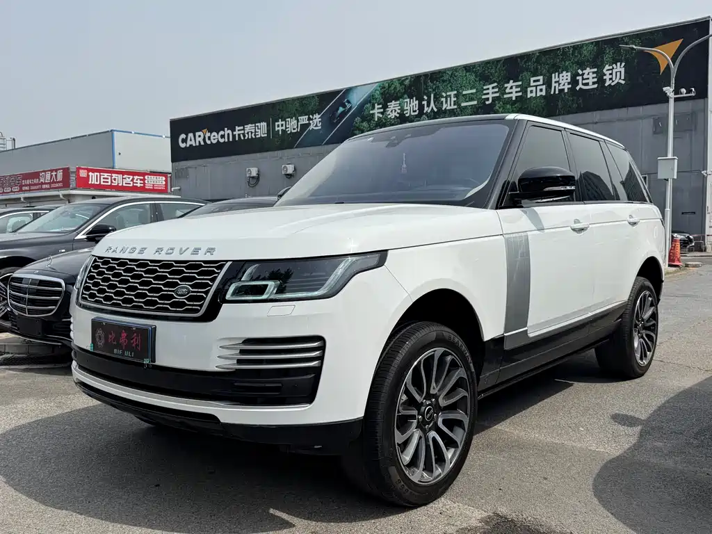 Land Rover Range Rover 2018 — фото 1